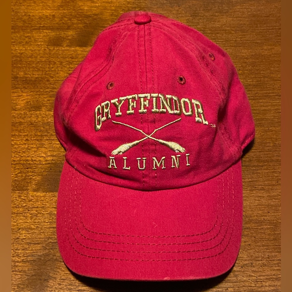 Harry Potter Gryffindor Alumni Hat